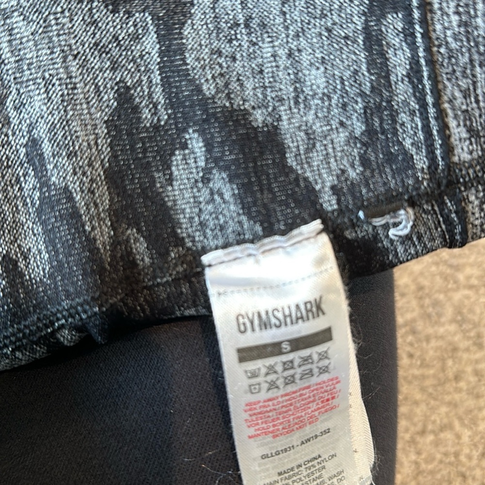 Women’s Gymshark compression leggings